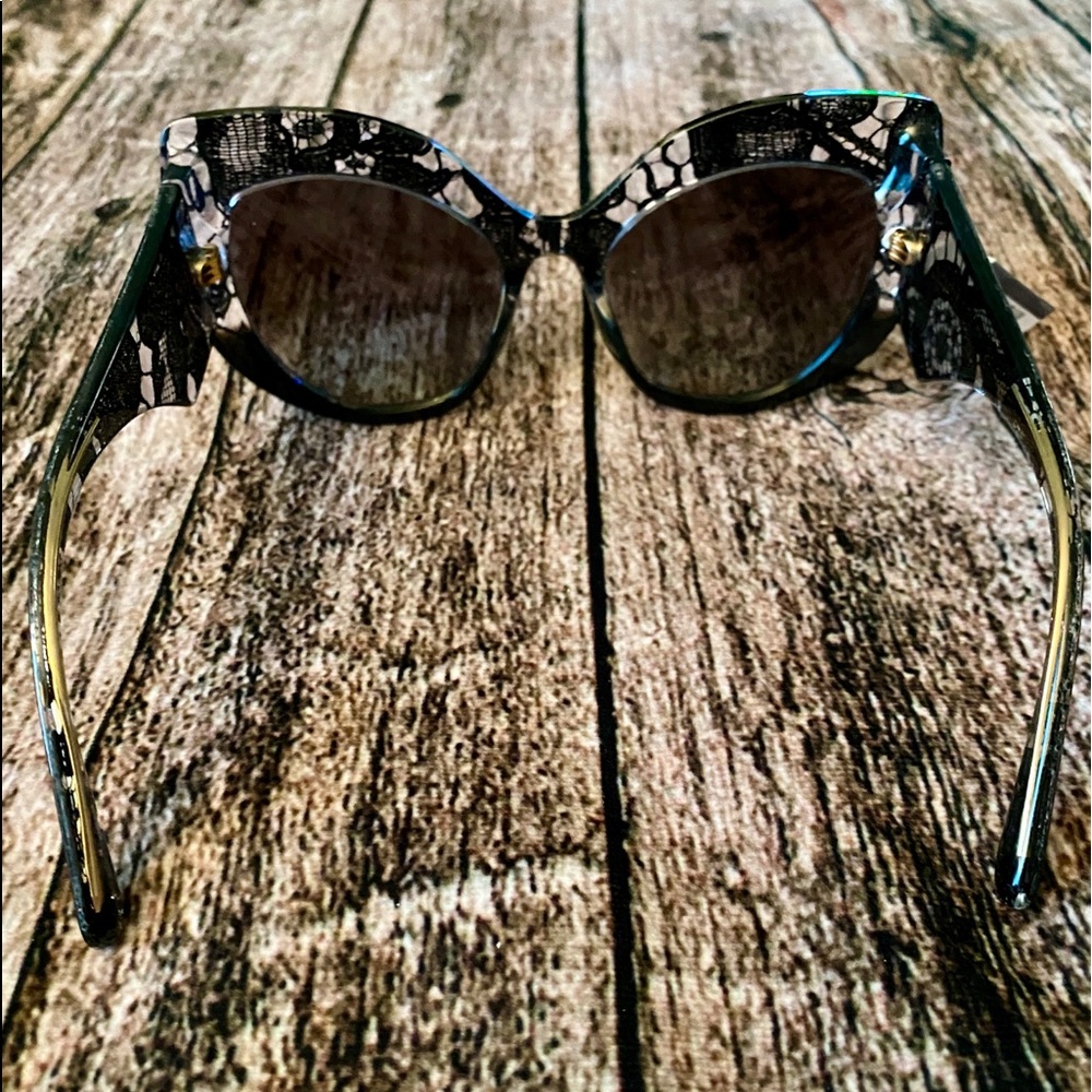 ⭐️ SOLD NWT Dolce & Gabbana 55MM Cat Eye Sunglasses⭐️ - Picture 7 of 11